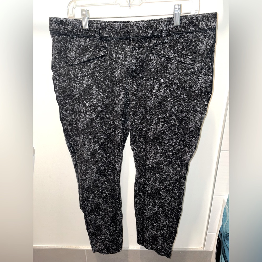 GAP Black and White Patterned Skinny Ankle Pants